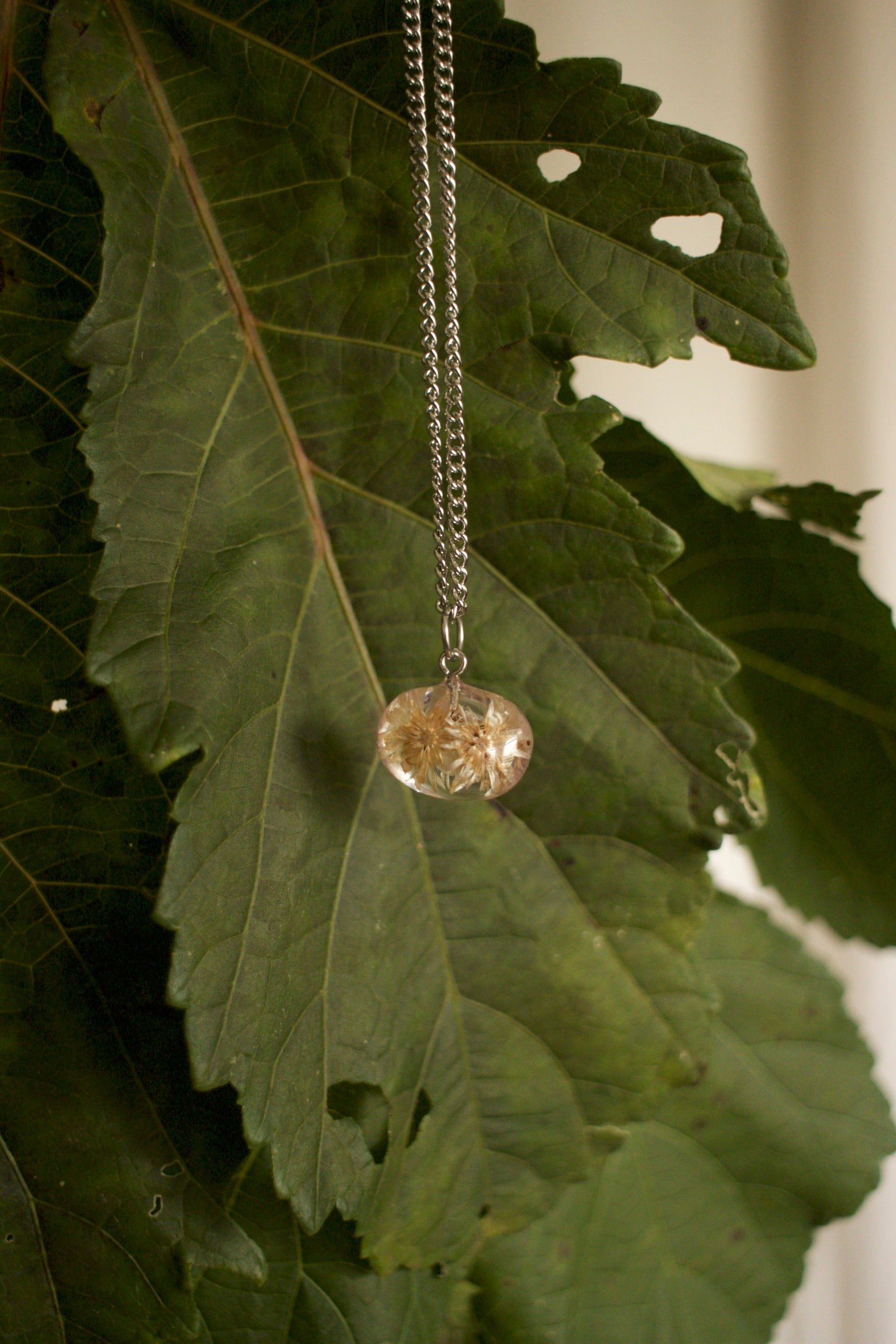 Vinéraire Pendant Necklace