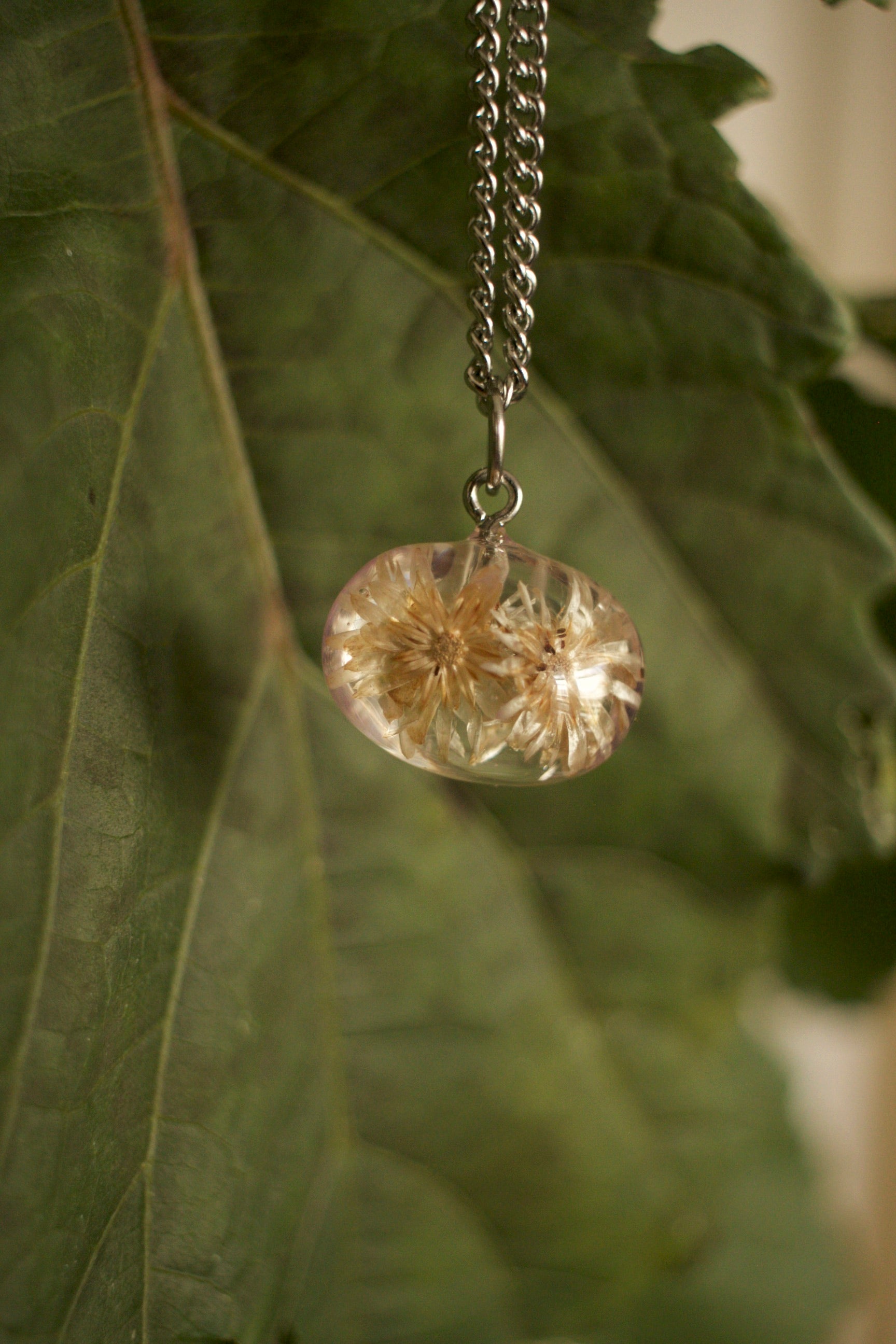 Vinéraire Pendant Necklace